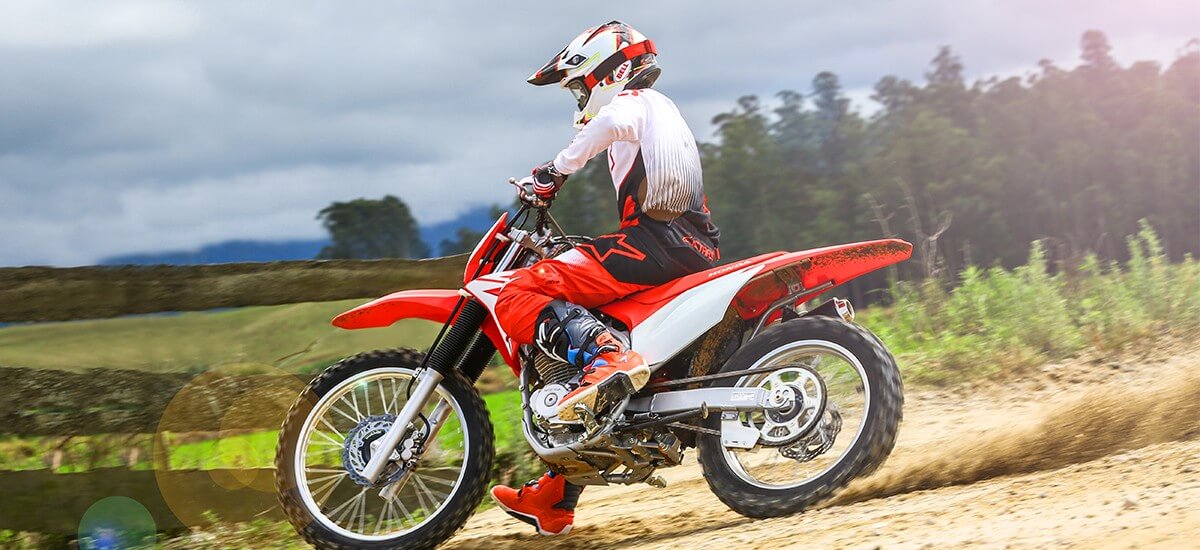 Honda atualiza linha CRF 2019 com novos modelos focados em competição